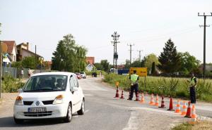 Nakon najave dolaska Šešelja: Blokirani svi prilazi Hrtkovcima